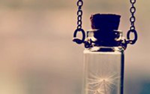 借景表達(dá)悲傷的心情（推薦10句）