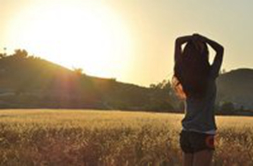 四個(gè)女人取個(gè)霸氣微信群名